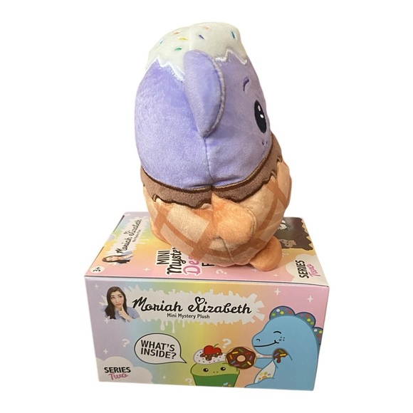 Moriah Elizabeth Mini Dessert Mystery Plush Series 2 Scoopsie Collectible Toy - Picture 5 of 6